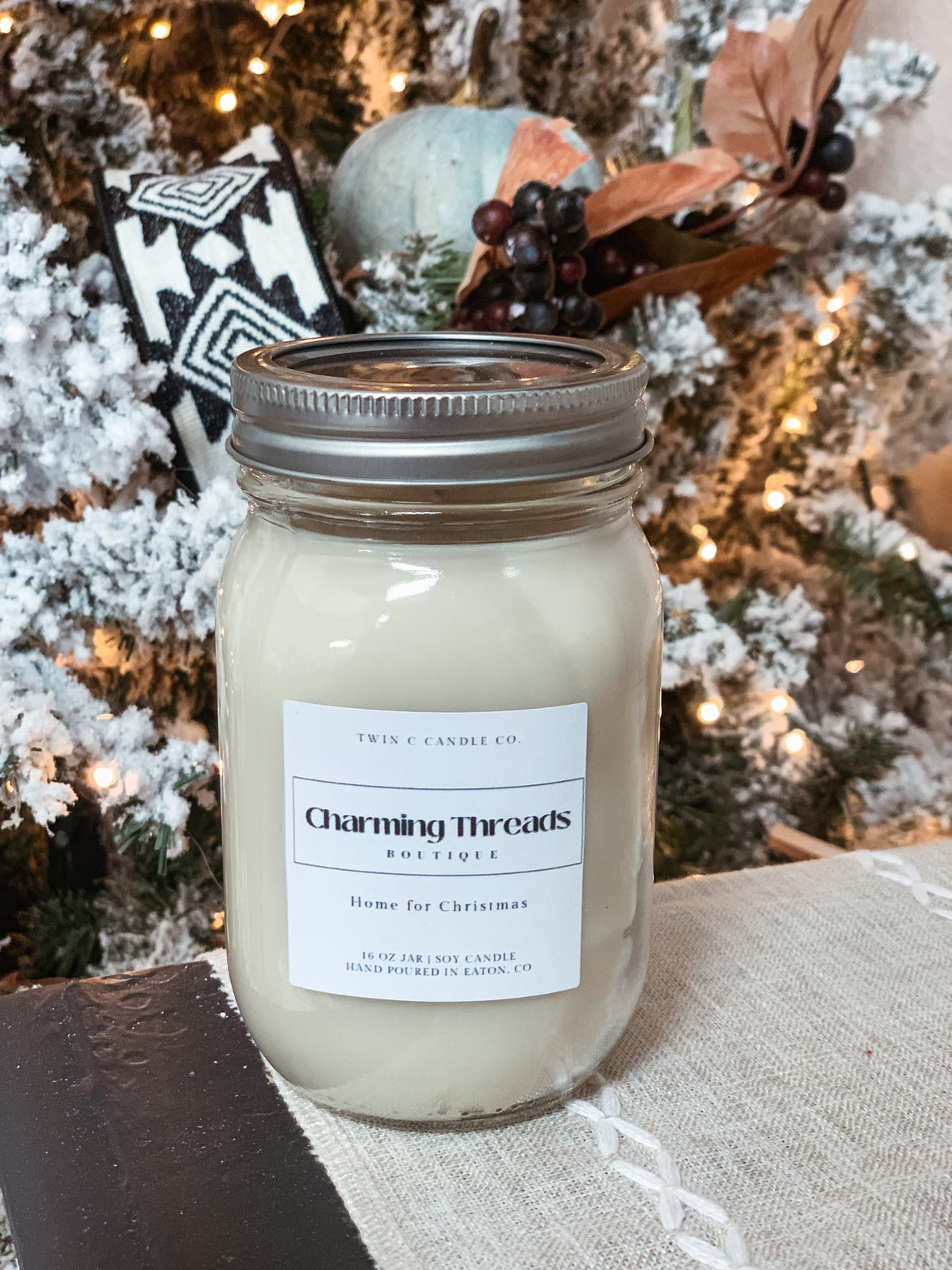 16oz Farmhouse Soy Candle - Home for Christmas
