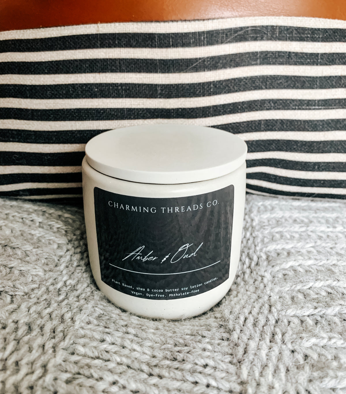 Amber & Oud Charming Threads Lotion Candle