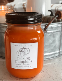 Picking Pumpkins 16oz